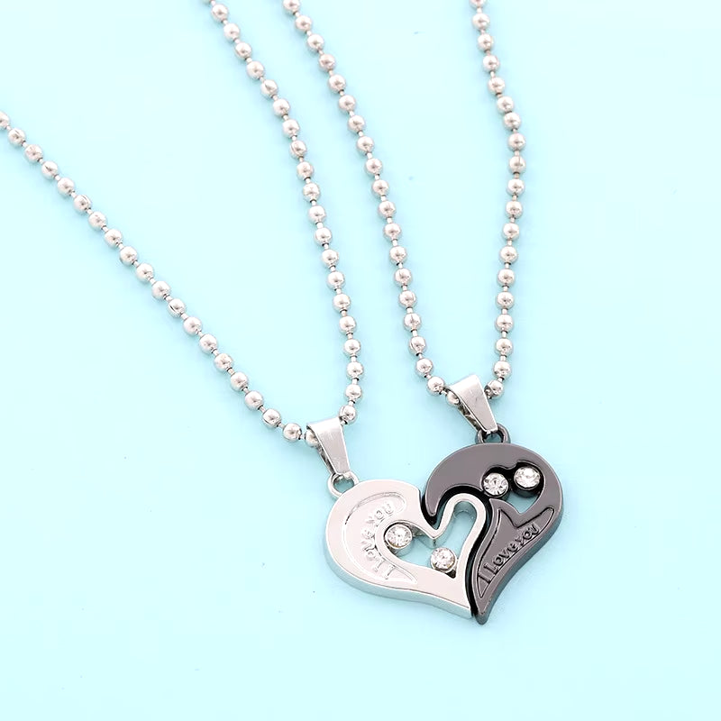 Korean Fashion Magnetic Couple Necklace for Lovers Gothic Punk Heart Pendant Necklace for Men Women Necklaces Party Gift Jewelry
