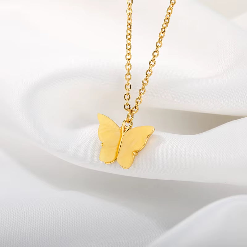 Cute Butterfly Necklaces for Women Acrylic Color Clavicle Choker Necklaces 2021 Fashion Boho Jewelry Collares Bijoux Femme